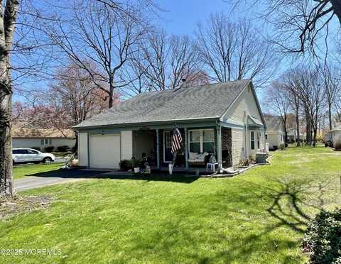 28 Morning Glory Lane, Whiting, NJ 08759