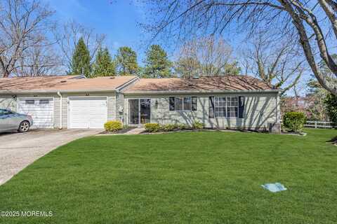 17 Buckingham Drive, Manchester, NJ 08759