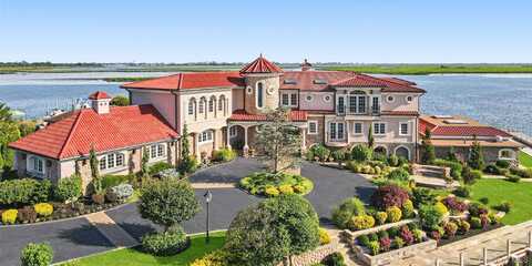1101 Harbor Road, Hewlett, NY 11557