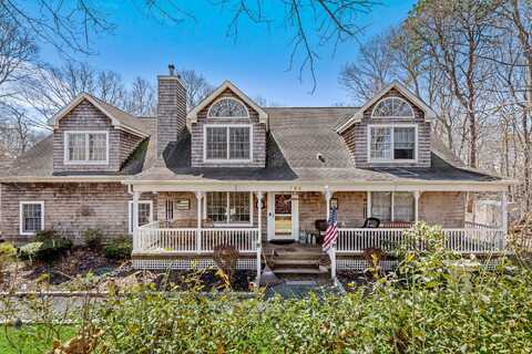 799 Mill Road, Riverhead, NY 11901