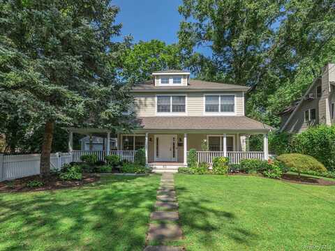 50 Glen Avenue, Sea Cliff, NY 11579