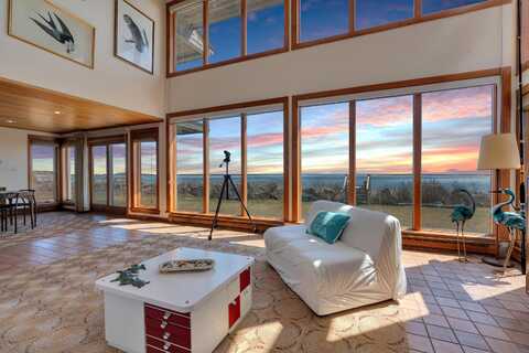 683 Kings Highway, Kennebunkport, ME 04046