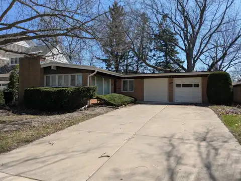 342 E Parkview Avenue, Elmhurst, IL 60126