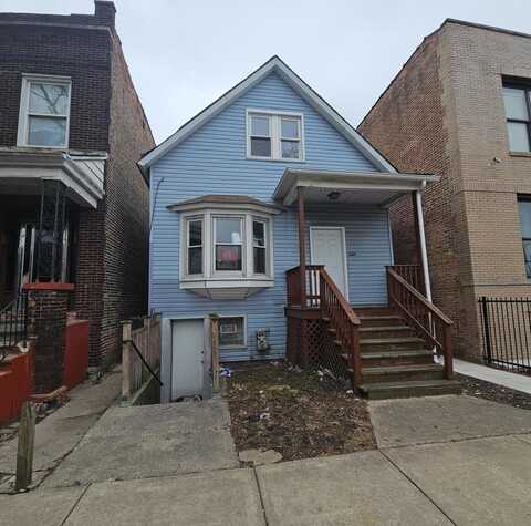 4743 W Fulton Street, Chicago, IL 60644