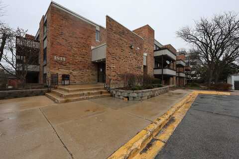 1813 Hemlock Place, Schaumburg, IL 60173
