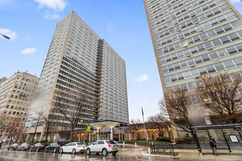 3550 N LAKE Shore Drive, Chicago, IL 60657