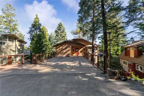 24685 Altdorf Drive, Crestline, CA 92325