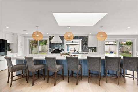 10241 Wesley Circle, Huntington Beach, CA 92646