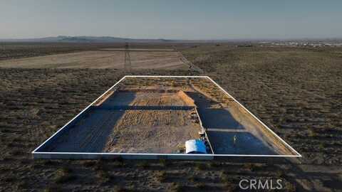 6 Vinton Road, Adelanto, CA 92301