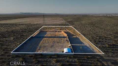 6 Vinton Road, Adelanto, CA 92301