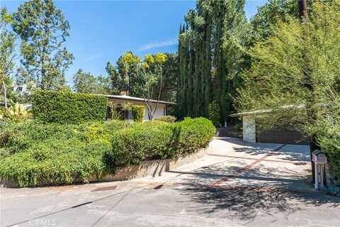3297 Dunsmere Road, Glendale, CA 91206