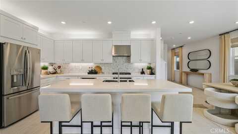 460 Checkerbloom Lane, Santa Paula, CA 93060