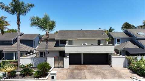 17212 Lynn Lane, Huntington Beach, CA 92649