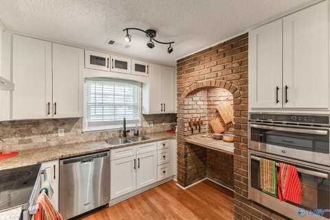 2303 Rothmore Drive SW, Huntsville, AL 35803