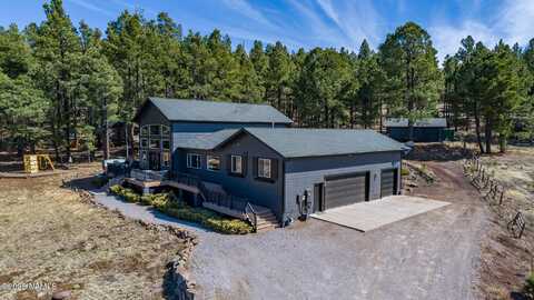 8203 W Roundup Trail, Flagstaff, AZ 86001