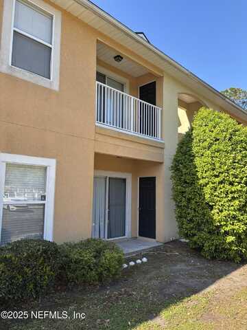 3670 KIRKPATRICK Circle, Jacksonville, FL 32210