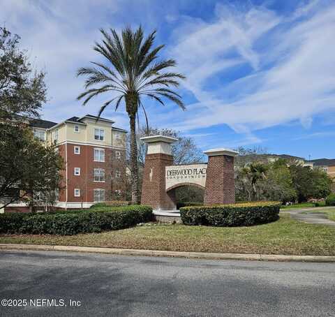 4480 DEERWOOD LAKE Parkway, Jacksonville, FL 32216