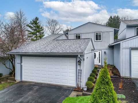 17603 Eastbrook Trail, Chagrin Falls, OH 44023