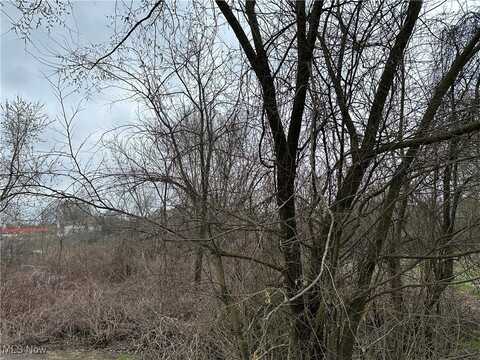 12th Street NW, Canton, OH 44708