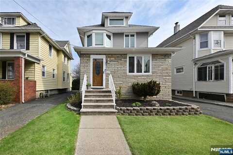 34 Hazelton Street, Ridgefield Park, NJ 07660