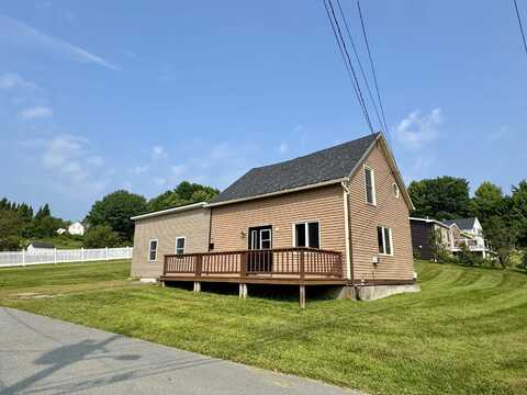 73 Pond Street, Newport, VT 05855