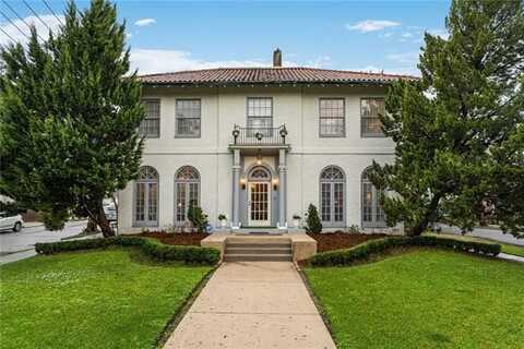 58 FONTAINEBLEAU Drive, New Orleans, LA 70125