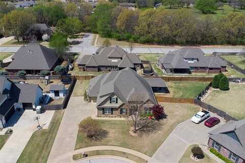 7204 S Sycamore Avenue, Broken Arrow, OK 74011