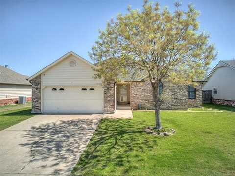 7913 N 126th East Avenue, Owasso, OK 74055
