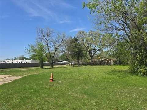 1029 Northwest Boulevard, Ardmore, OK 73401