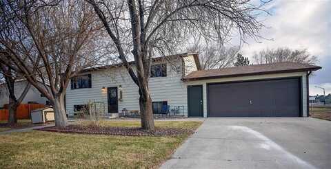 308 E 5th St, Powell, WY 82435