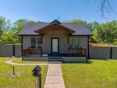 805 N Dallas Street, Kaufman, TX 75142