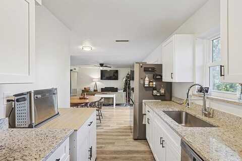 158 Eastwood Place, Lewisville, TX 75067