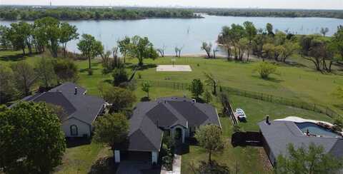 332 Hardwicke Lane, Little Elm, TX 75068