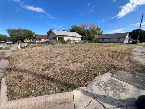 1063 Illinois Avenue, Fort Worth, TX 76104