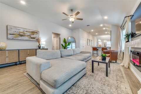 7213 Adderly Road, Pilot Point, TX 76258