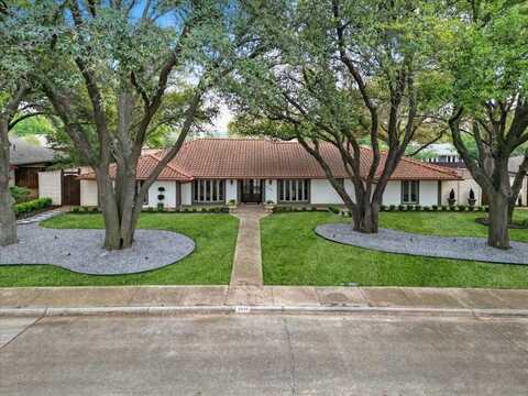 3948 Courtshire Drive, Dallas, TX 75229