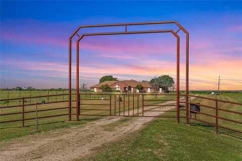 584 S Hanath Kuehl Road, Riesel, TX 76682