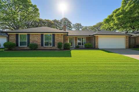 1803 Burr Oak Street, Arlington, TX 76012