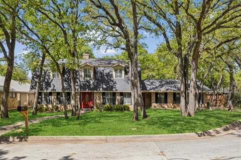 2105 Tretorn Court, Arlington, TX 76017