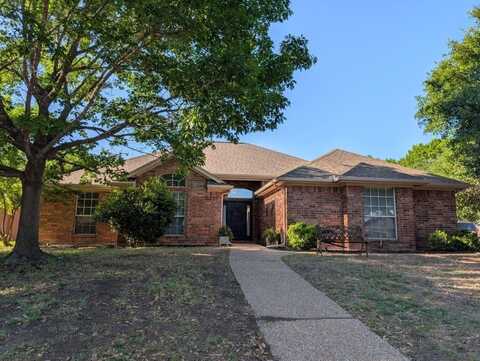 1231 Radisson Drive, Hewitt, TX 76643