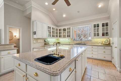 1917 Elmwood Avenue, Corsicana, TX 75110
