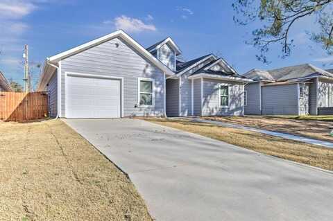 923 W Collins Street, Denison, TX 75020