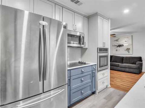 2713 Springlake Court, Irving, TX 75060