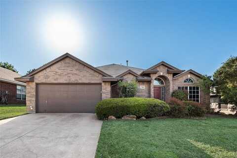 7908 Cabin Court, Arlington, TX 76002