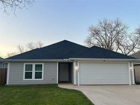 1985 W Bond Street, Denison, TX 75020