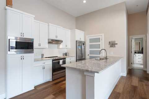 2502 Live Oak Street, Dallas, TX 75204