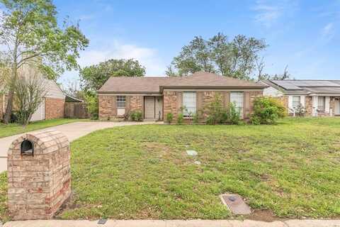 7229 Buttonwood Drive, Fort Worth, TX 76137