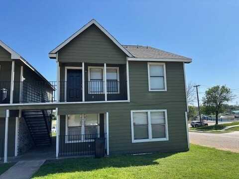347 Ware Drive, Grand Prairie, TX 75051