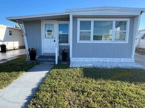13225 101st St., Largo, FL 33778