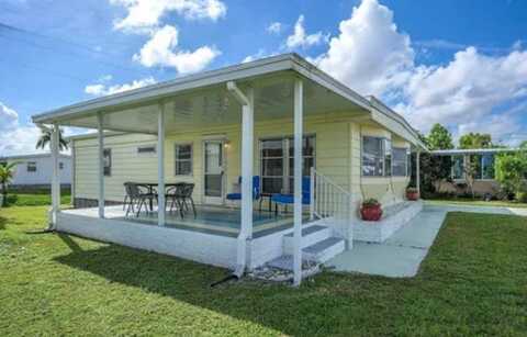 3196 Pluto Circle, North Ft. Myers, FL 33903